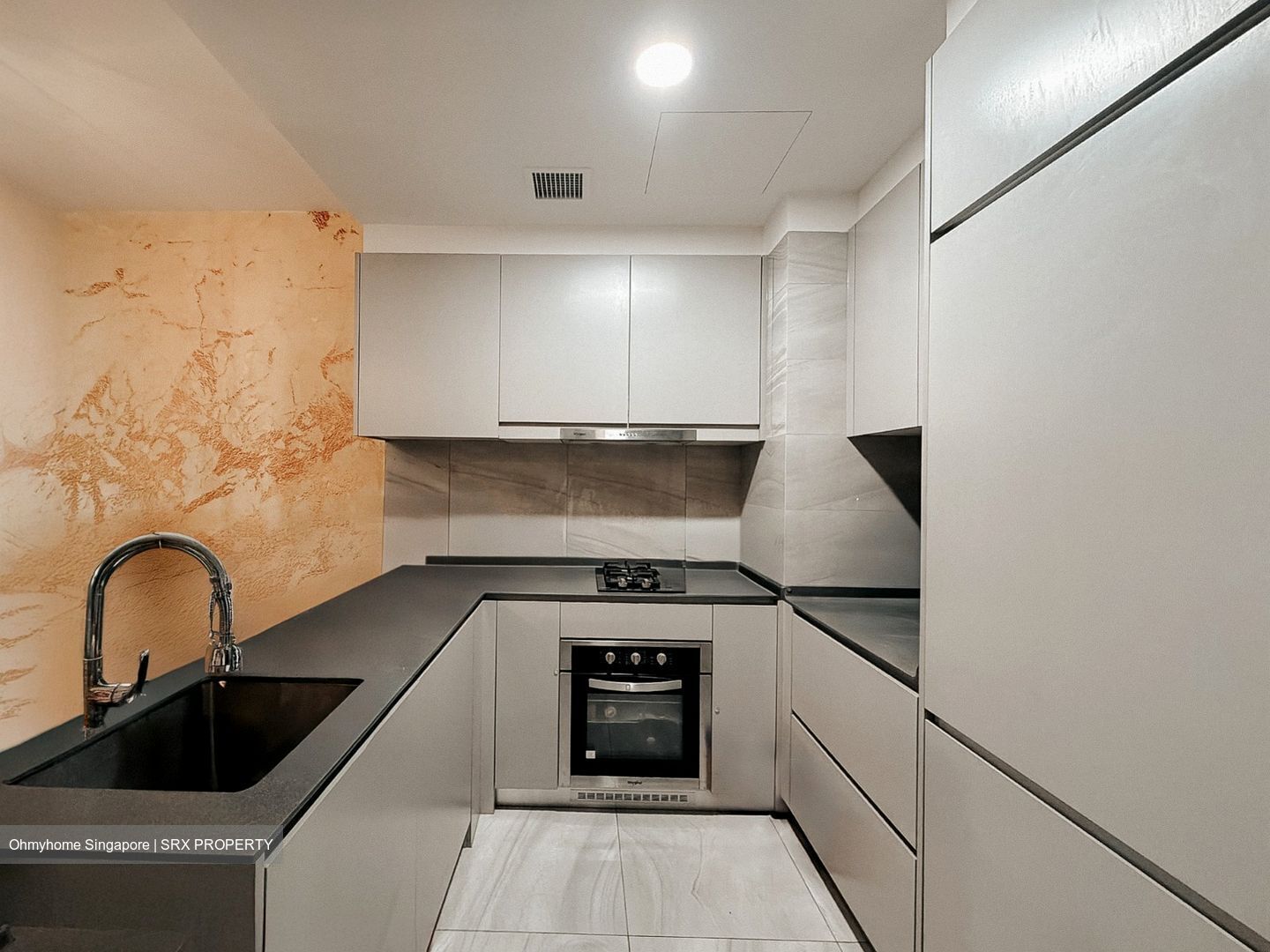 High Park Residences (D28), Apartment #589779691